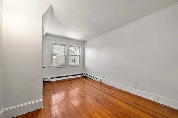 $1,150,000 | 17 Roslyn Street, Salem, MA 01970