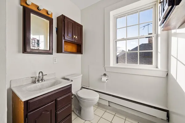 $1,150,000 | 17 Roslyn Street, Salem, MA 01970