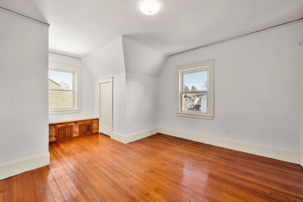 $1,150,000 | 17 Roslyn Street, Salem, MA 01970