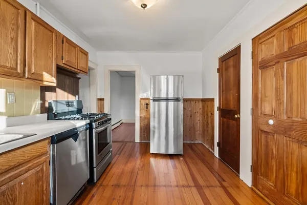 $1,150,000 | 17 Roslyn Street, Salem, MA 01970