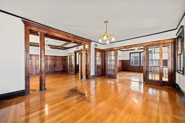 $1,150,000 | 17 Roslyn Street, Salem, MA 01970