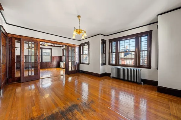 $1,150,000 | 17 Roslyn Street, Salem, MA 01970