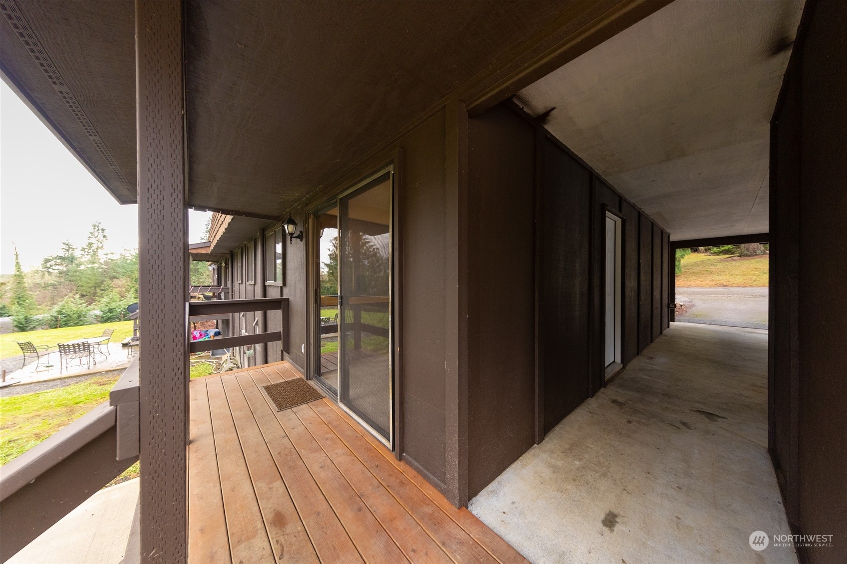 168 Chilvers E & F Road Chehalis, WA 98532 - Photo 26 of 29 a view of balcony with wooden floor