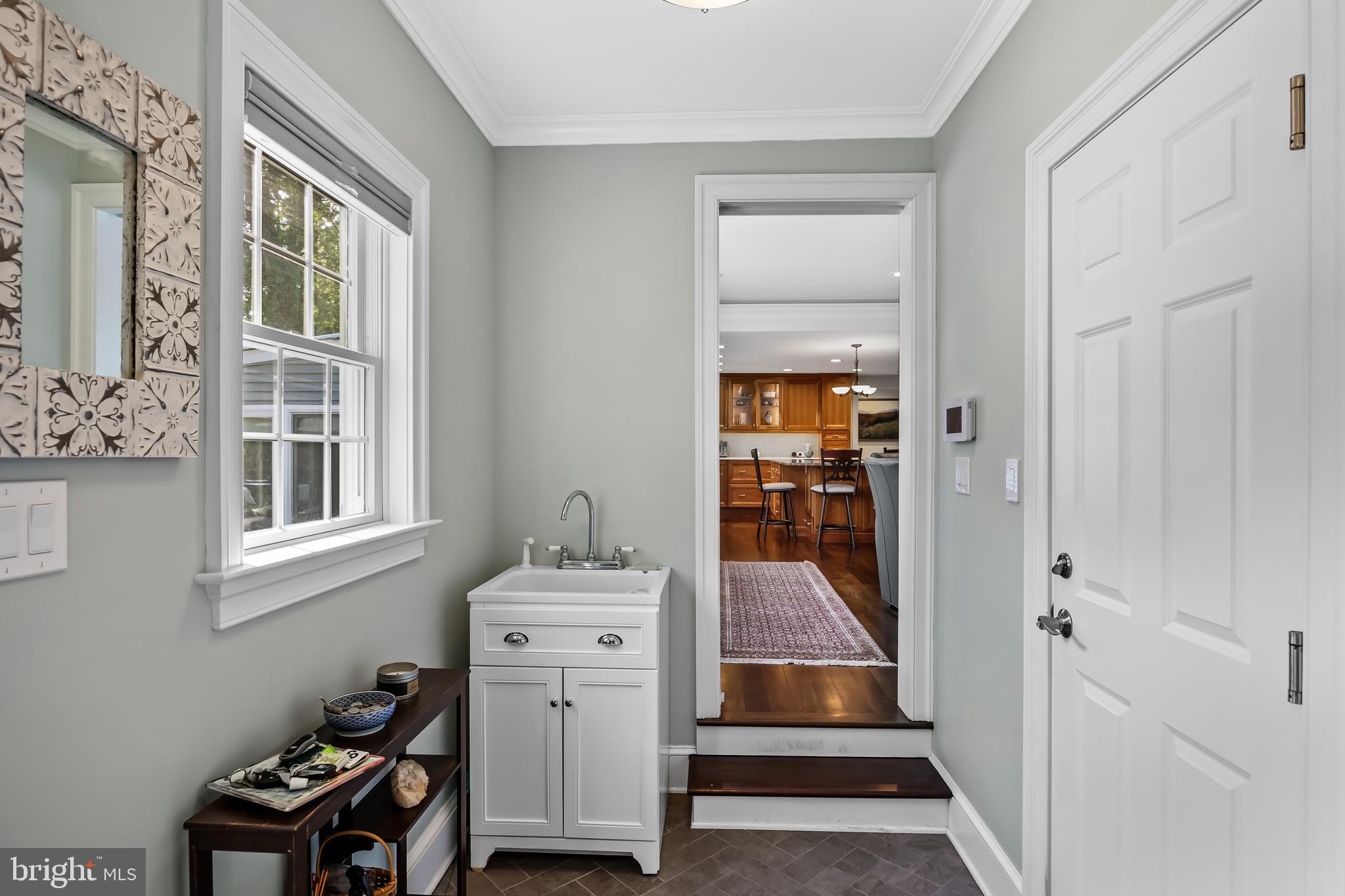 140 Ramblewood Road Moorestown, NJ 08057 - Photo 28 of 64 Mud Room