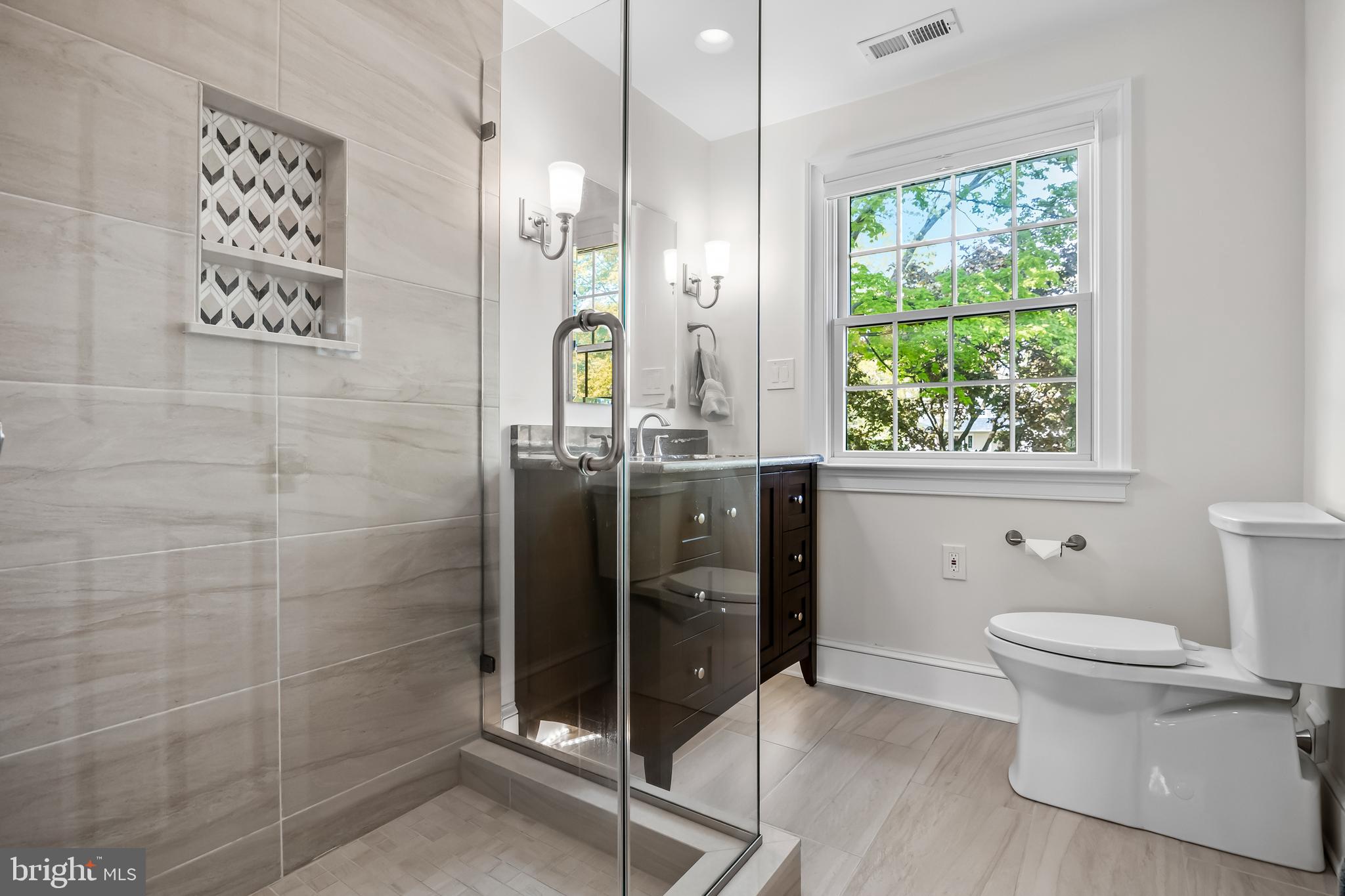 140 Ramblewood Road Moorestown, NJ 08057 - Photo 41 of 64 2nd Floor Bath Room