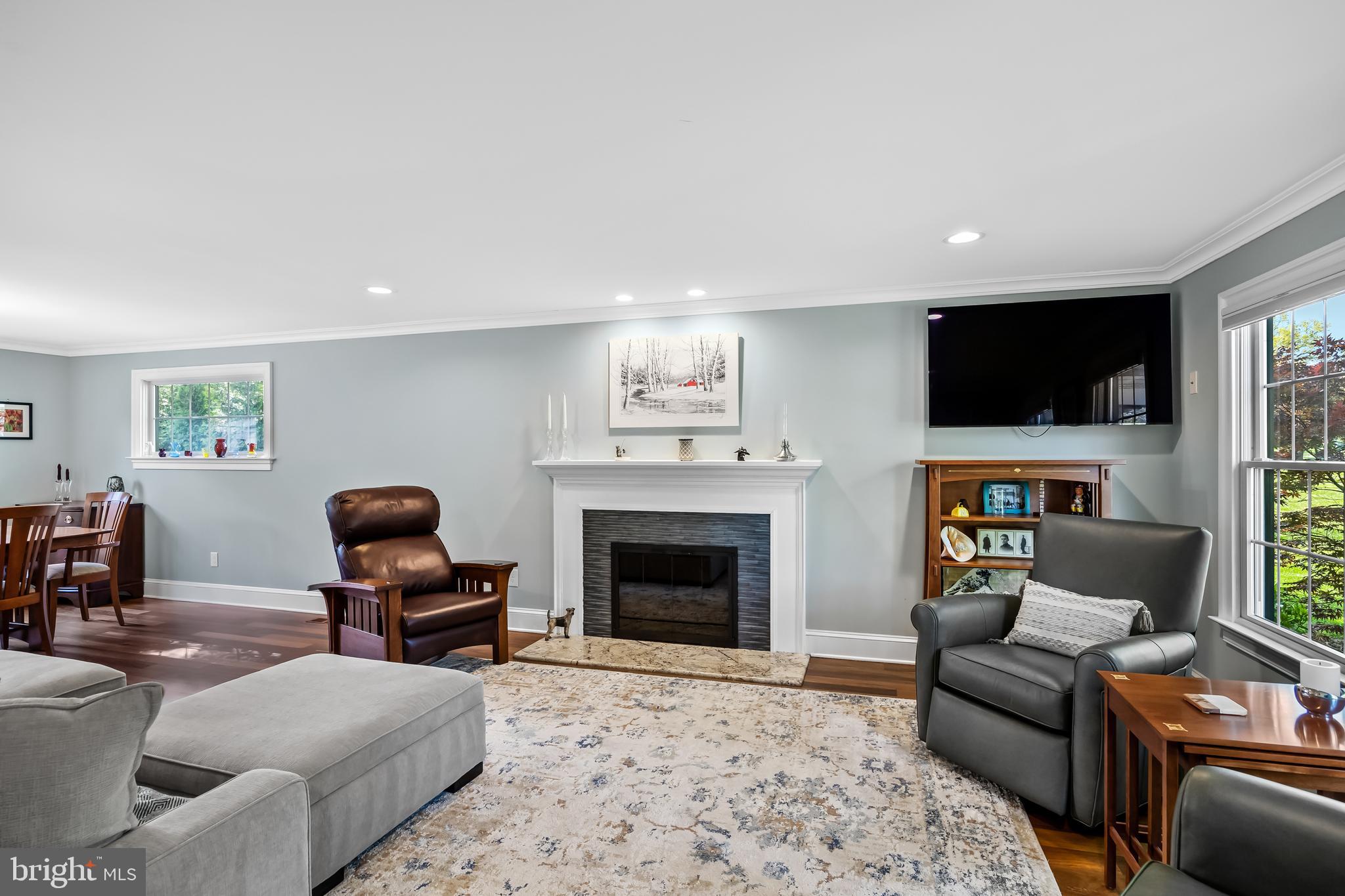 140 Ramblewood Road Moorestown, NJ 08057 - Photo 7 of 64 Living Room