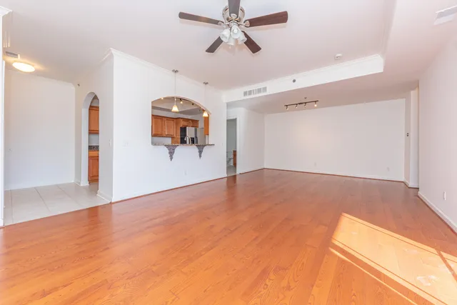 $249,900 | 283 South Zeeb Road, Unit 212, Ann Arbor, MI 48103