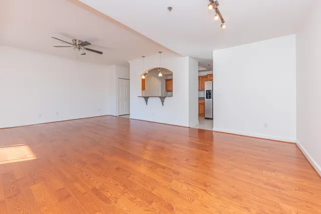 $249,900 | 283 South Zeeb Road, Unit 212, Ann Arbor, MI 48103