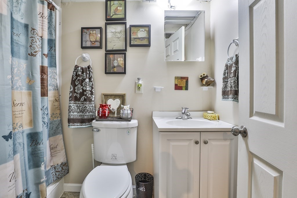 73 Dunstable Road Westford, MA 01886 - Photo 13 of 13 Gallery Image 13