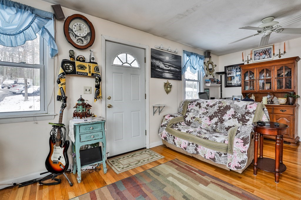 73 Dunstable Road Westford, MA 01886 - Photo 5 of 13 Gallery Image 5