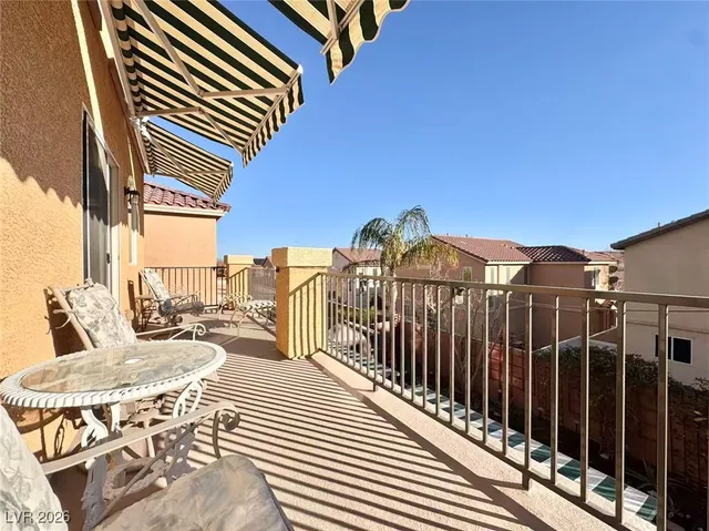 $589,999 | 5865 Azzura Palms Avenue, Las Vegas, NV 89139