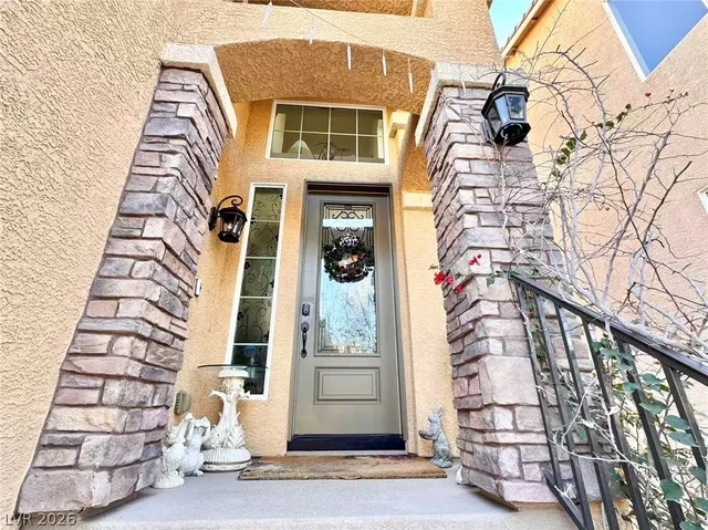 $589,999 | 5865 Azzura Palms Avenue, Las Vegas, NV 89139