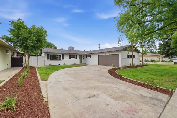 $399,900 | 1843 West Cortland Avenue, Fresno, CA 93705