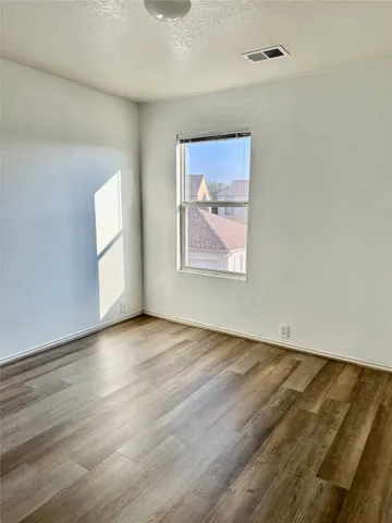 $1,900 | 29740 Sullivan Oaks Drive, Spring, TX 77386