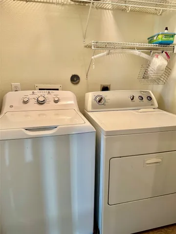 $1,900 | 29740 Sullivan Oaks Drive, Spring, TX 77386