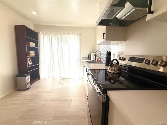 $4,200 | 14901 Waverly Lane, Irvine, CA 92604