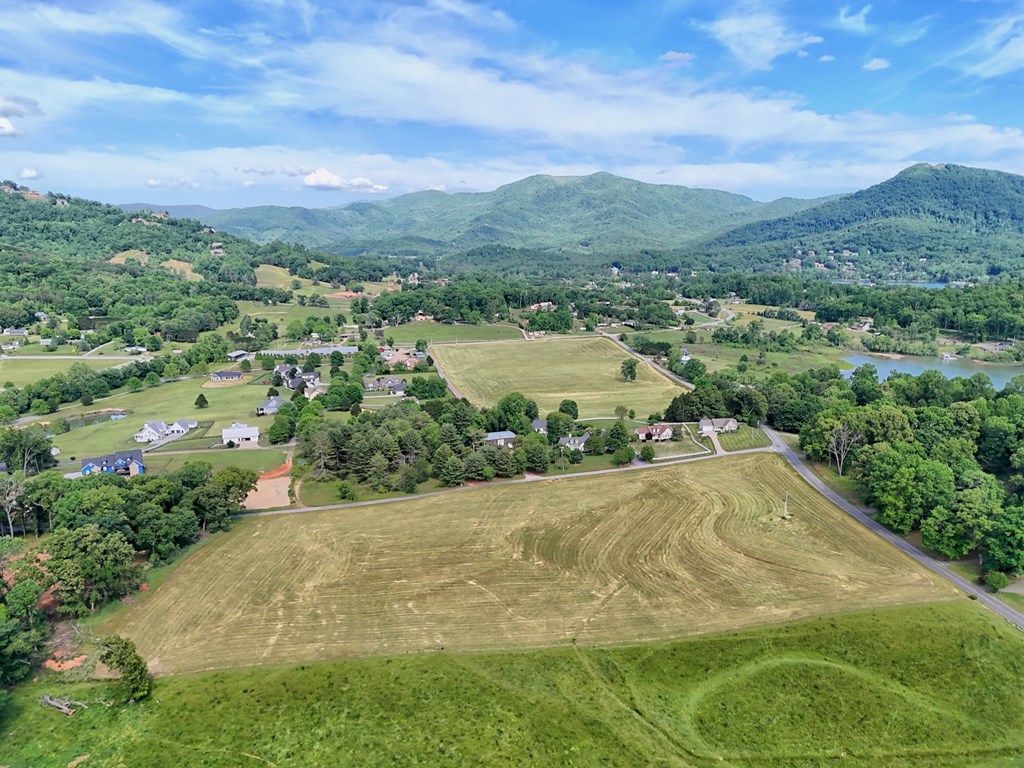 3 Hidden Valley Road Hiawassee, GA 30546 - Photo 9 of 28