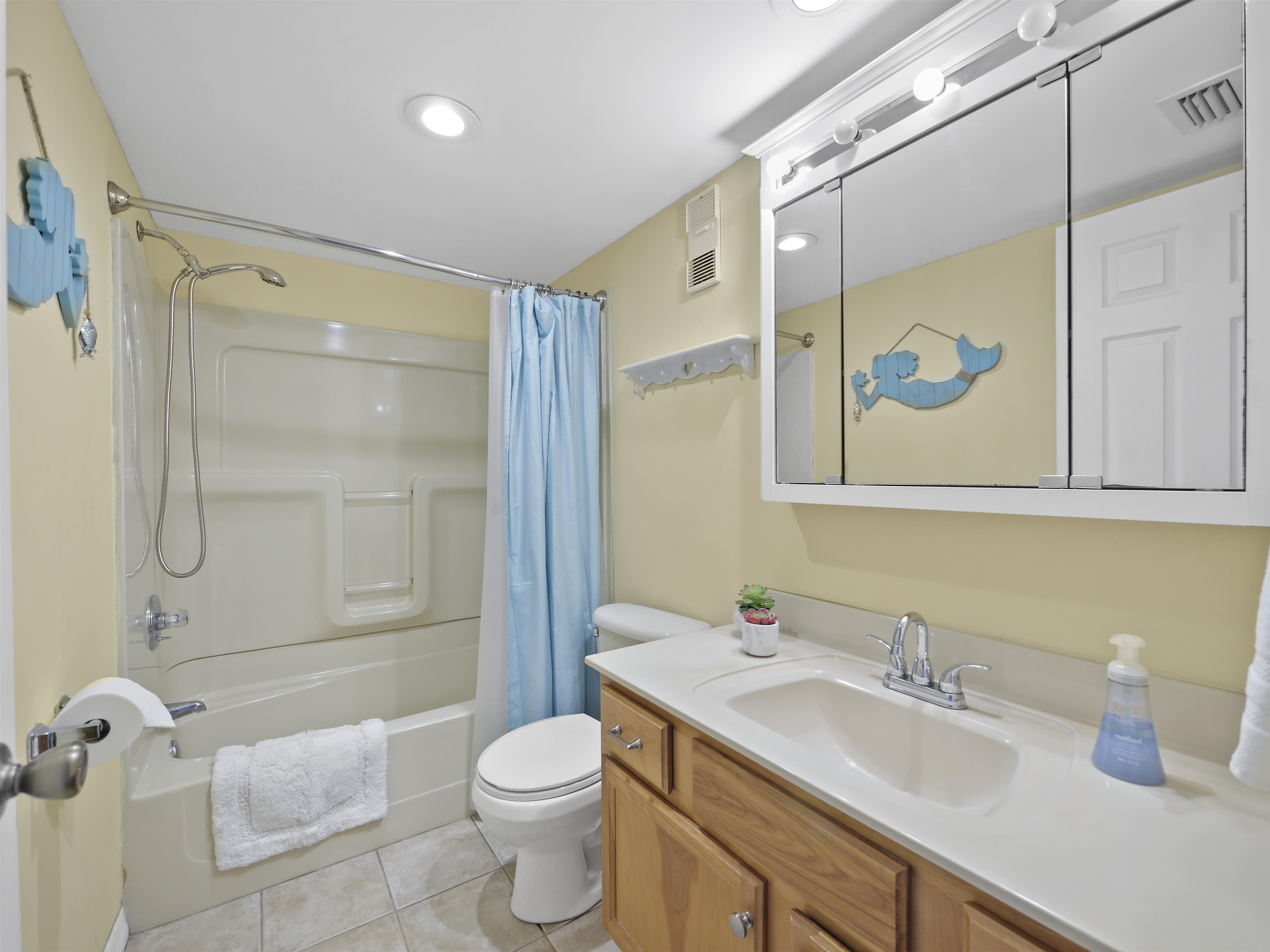 7175 A1A South St. Augustine, FL 32080 - Photo 21 of 35 a bathroom with a sink a toilet and shower