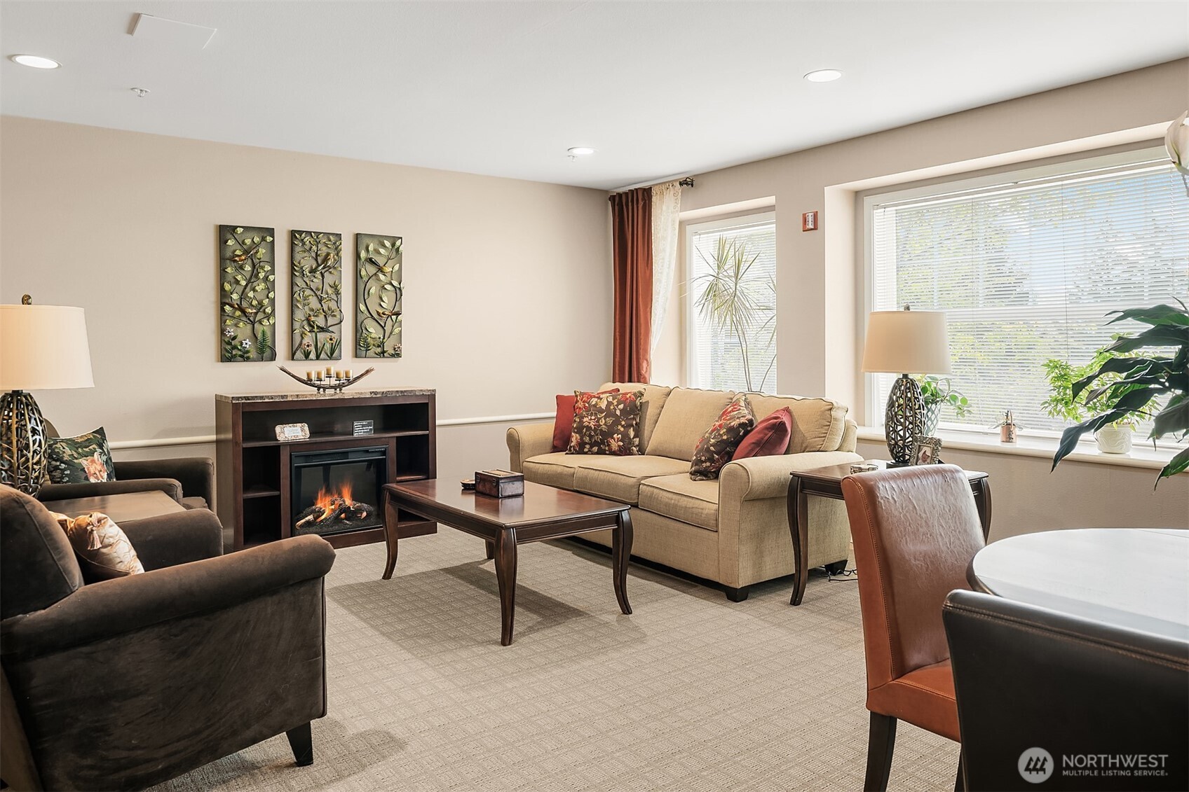 4109 224th Lane Southeast, Unit 213 Issaquah, WA 98029 - Photo 26 of 34 a living room with furniture and a large window