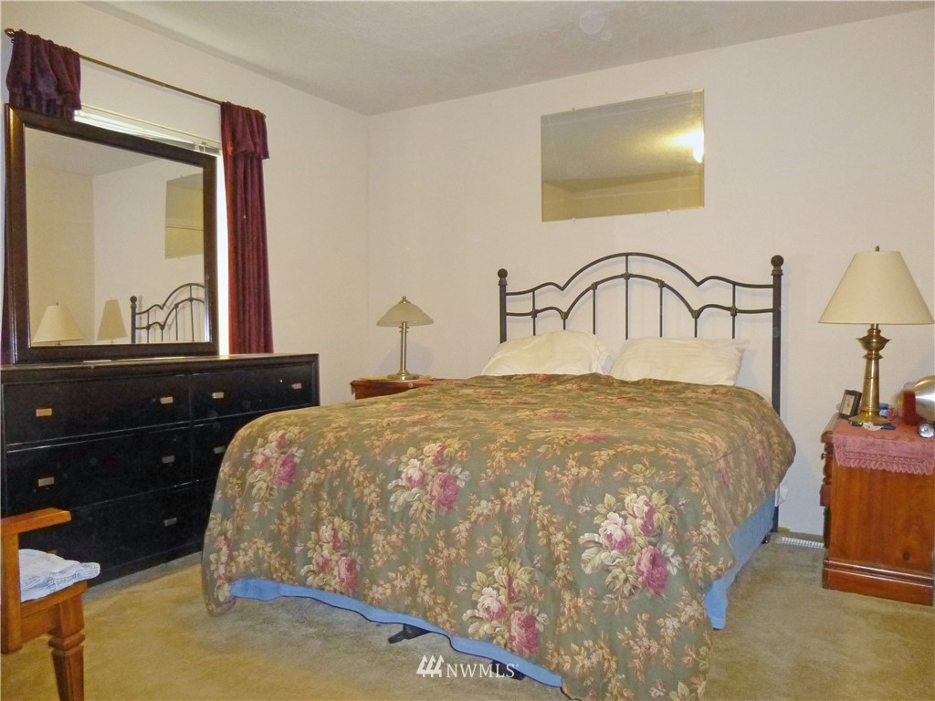 155 Chapman Road, Unit 1 Morton, WA 98356 - Photo 12 of 18 Gallery Image 12