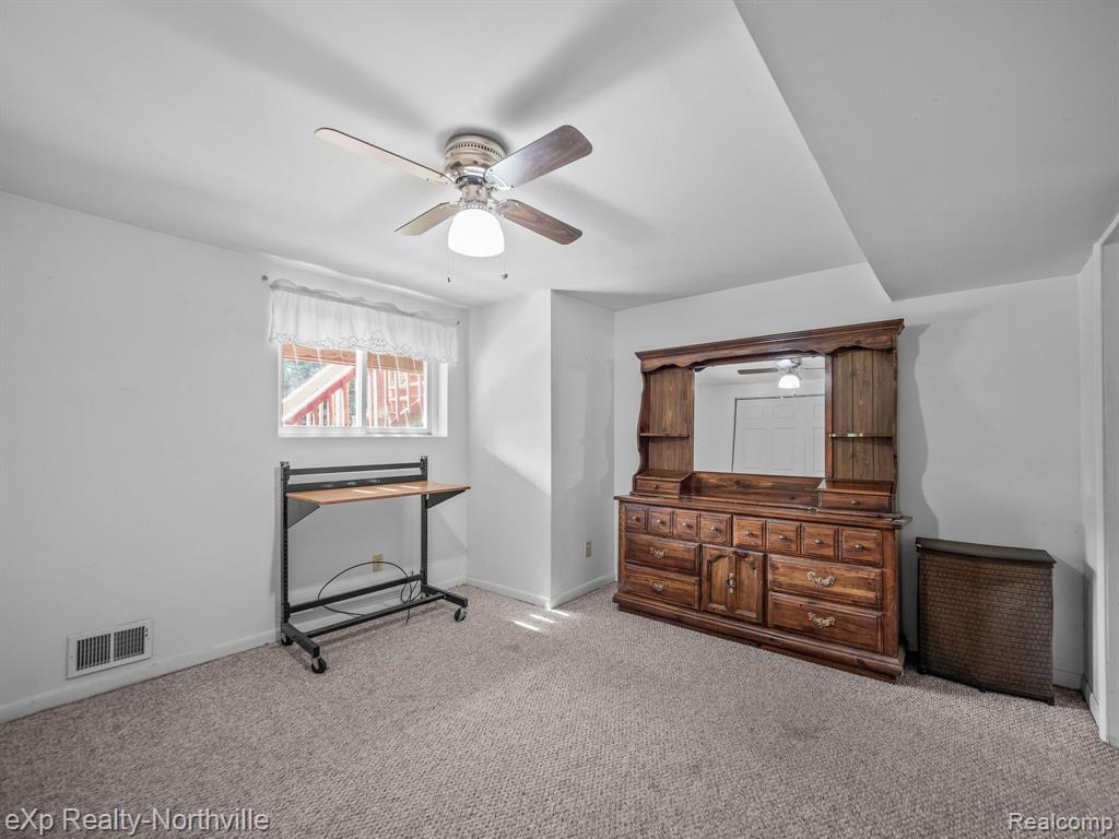 25535 Napier Road South Lyon, MI 48178 - Photo 20 of 35