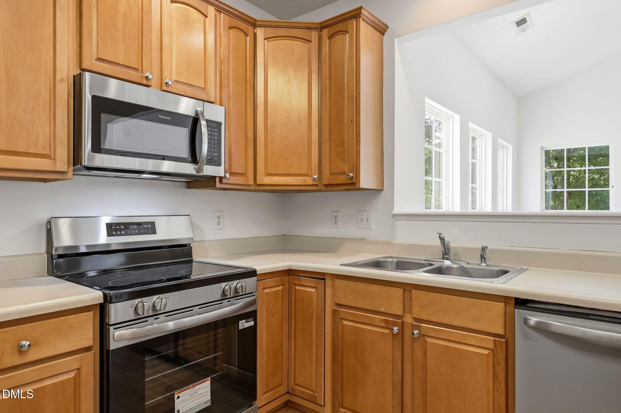 841 Stackhurst Way Wake Forest, NC 27587 - Photo 14 of 42 41-web-or-mls-IMG_9690