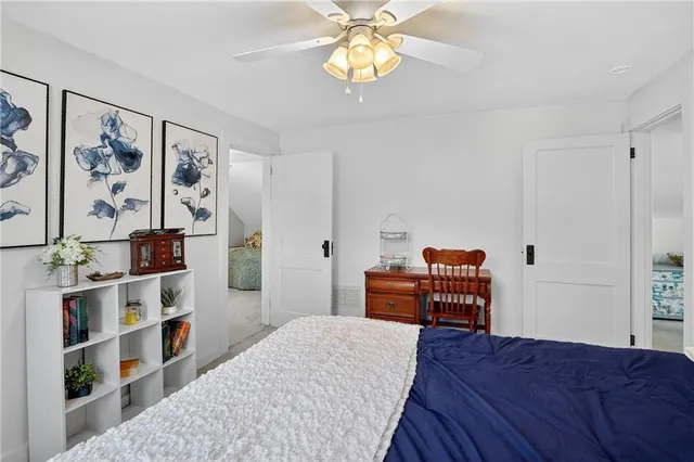 $265,000 | 150 North Haft Street, Houston, PA 15342