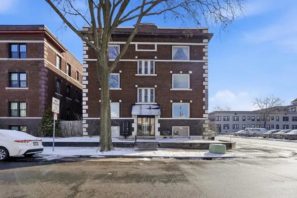 $1,295 | 2881 Irving Avenue South, Unit 202, Minneapolis, MN 55408