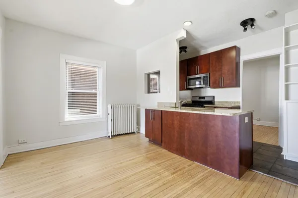 $1,295 | 2881 Irving Avenue South, Unit 202, Minneapolis, MN 55408