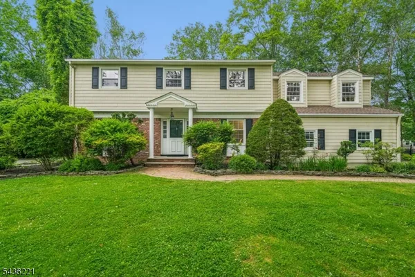 $1,298,000 | 19 Colonial Way, New Providence, NJ 07974