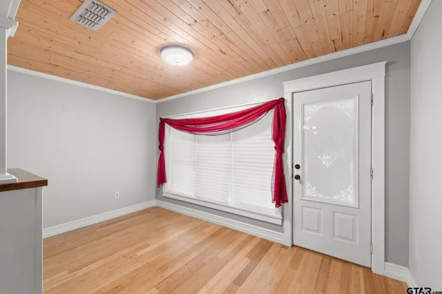 a view of an empty room