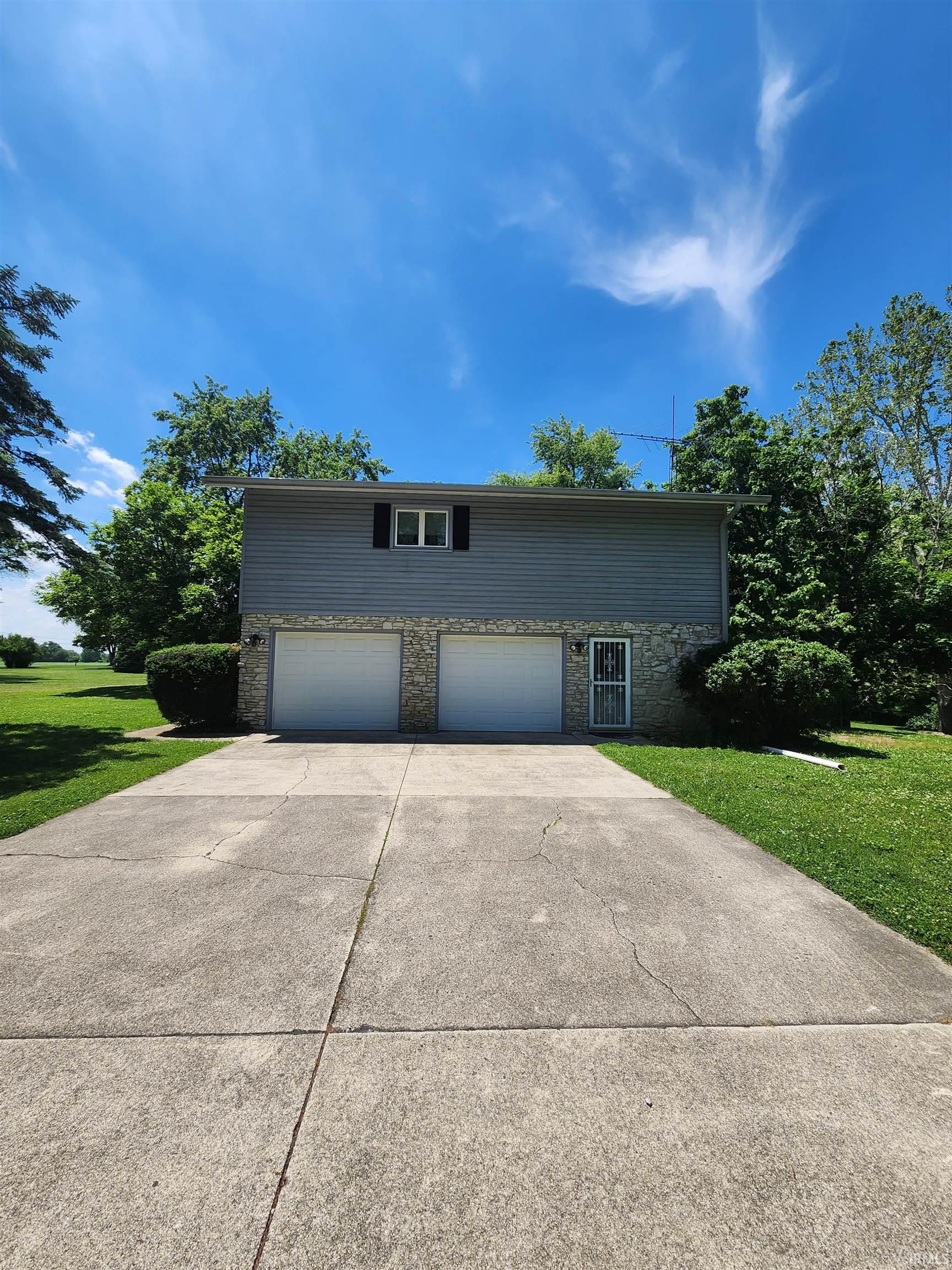 7300 West Nixon Road Yorktown, IN 47396 - Photo 10 of 38
