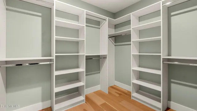 $1,495,000 | 4 Thrushwood Lane, Great Barrington, MA 01230