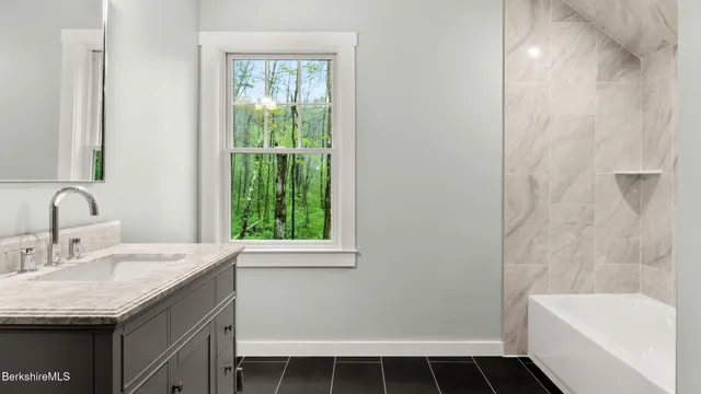 $1,495,000 | 4 Thrushwood Lane, Great Barrington, MA 01230