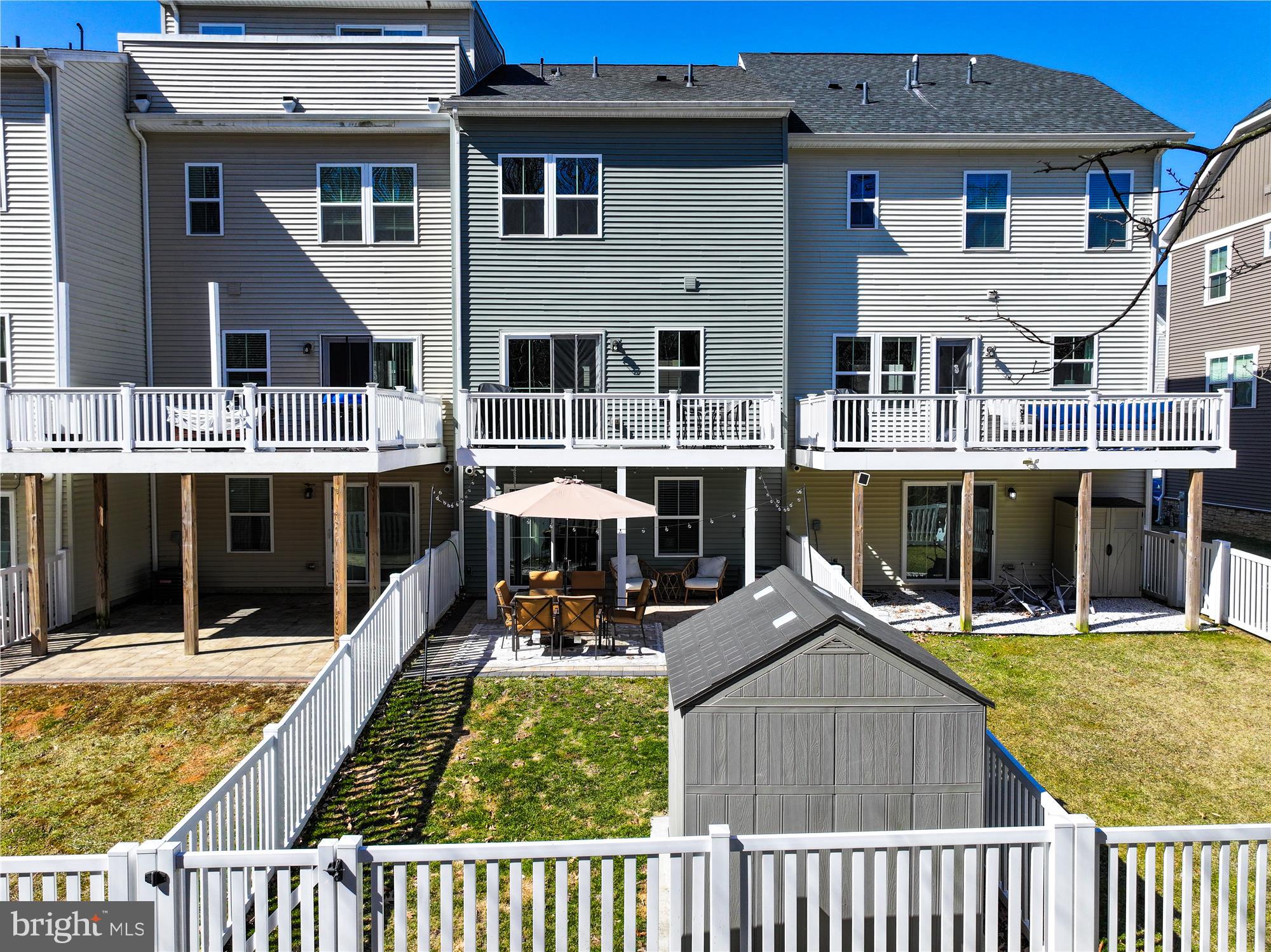 2907 Shaws Road Edgemere, MD 21219 - Photo 23 of 36 a view of a house with wooden floor and a small yard