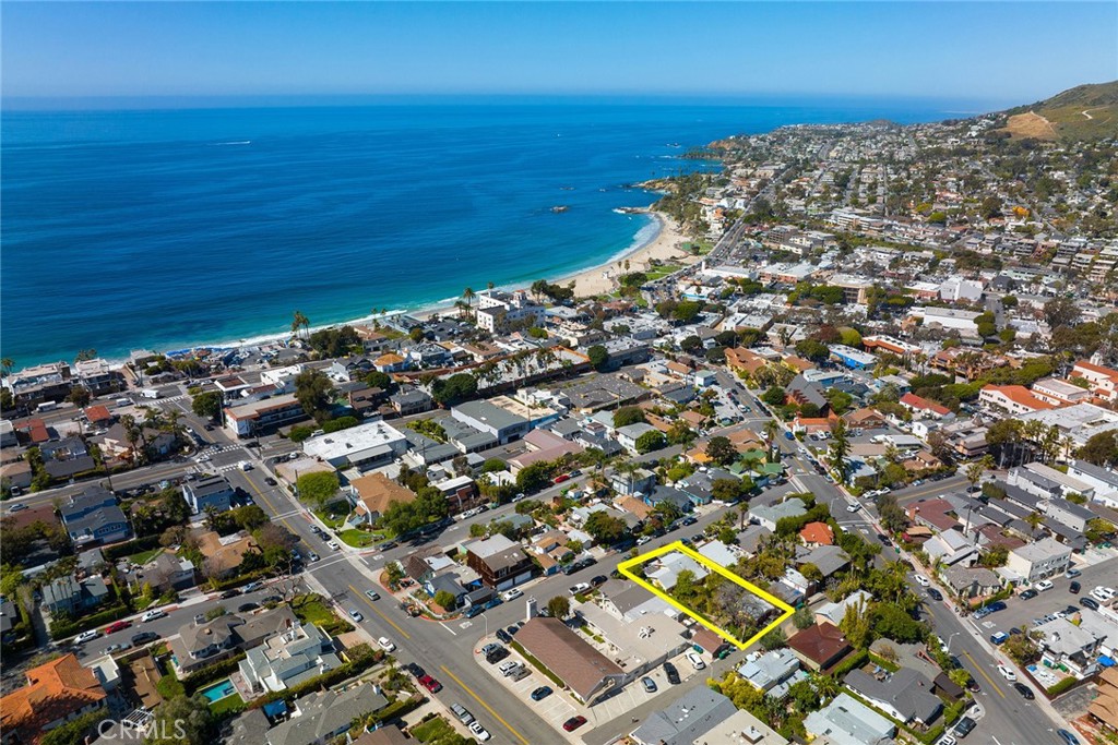 556 Through Street Laguna Beach, CA 92651 - Photo 27 of 30 a view of a large building with sky view