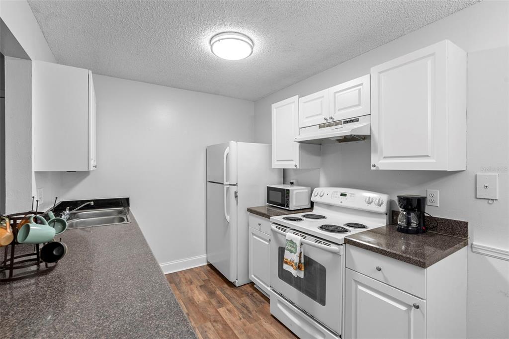 3302 Oak Trail Run Port Orange, FL 32127 - Photo 10 of 30