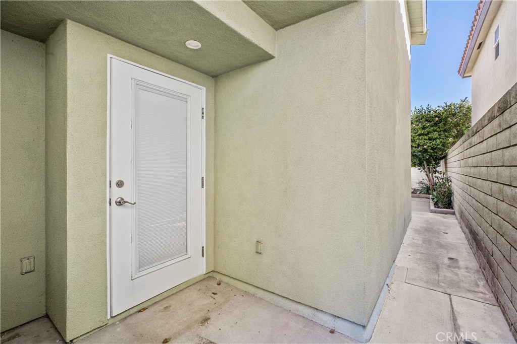 223 Orange Street Newport Beach, CA 92663 - Photo 14 of 51 a view of a house with a door