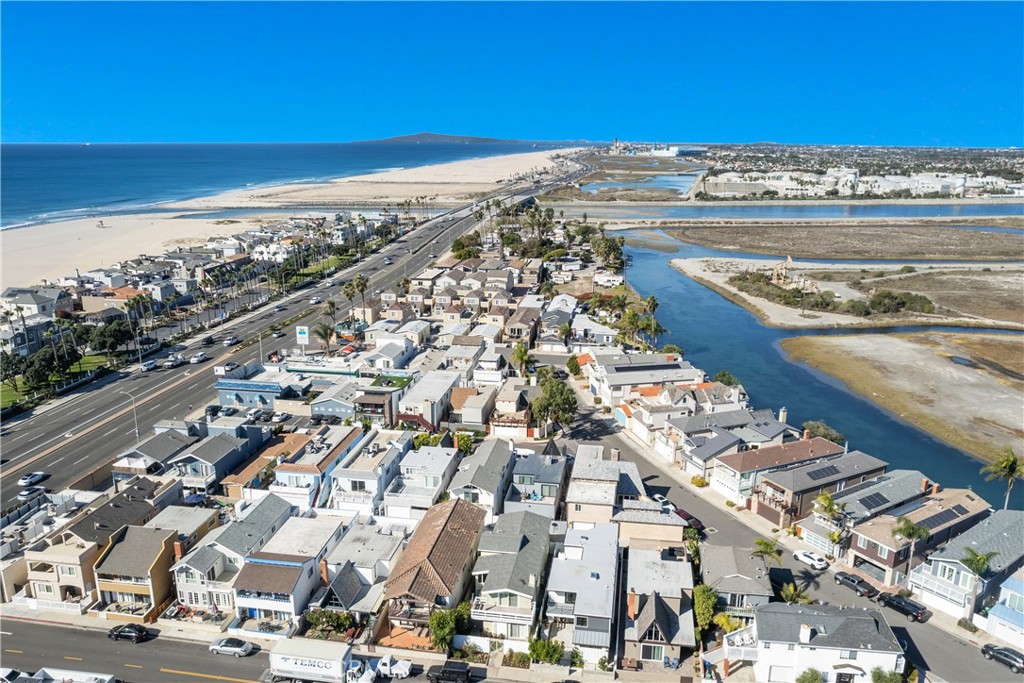 223 Orange Street Newport Beach, CA 92663 - Photo 45 of 51 a view of a city