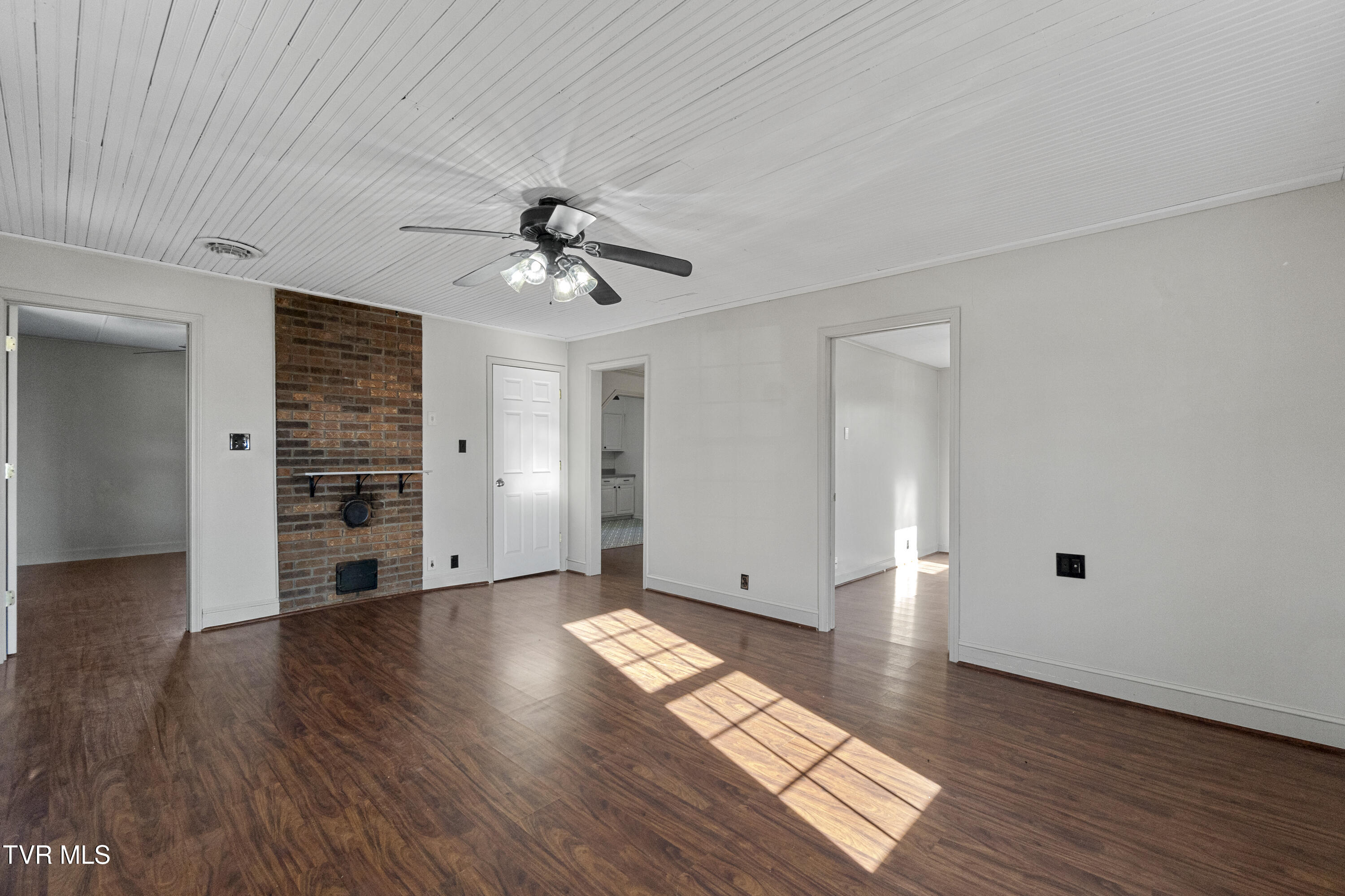 300 Opie Arnold Road Limestone, TN 37681 - Photo 18 of 38 DSC00452