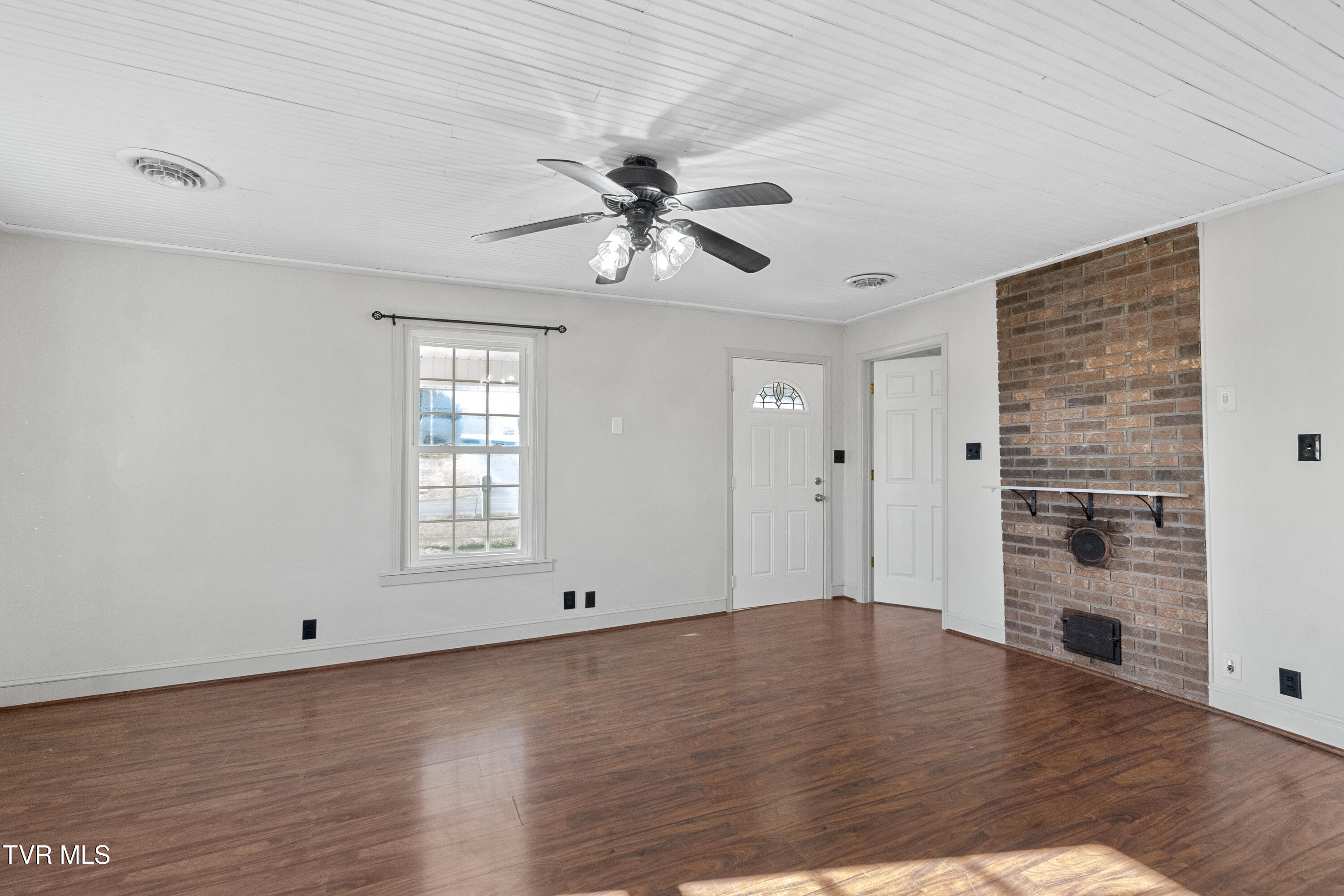 300 Opie Arnold Road Limestone, TN 37681 - Photo 23 of 38 DSC00470