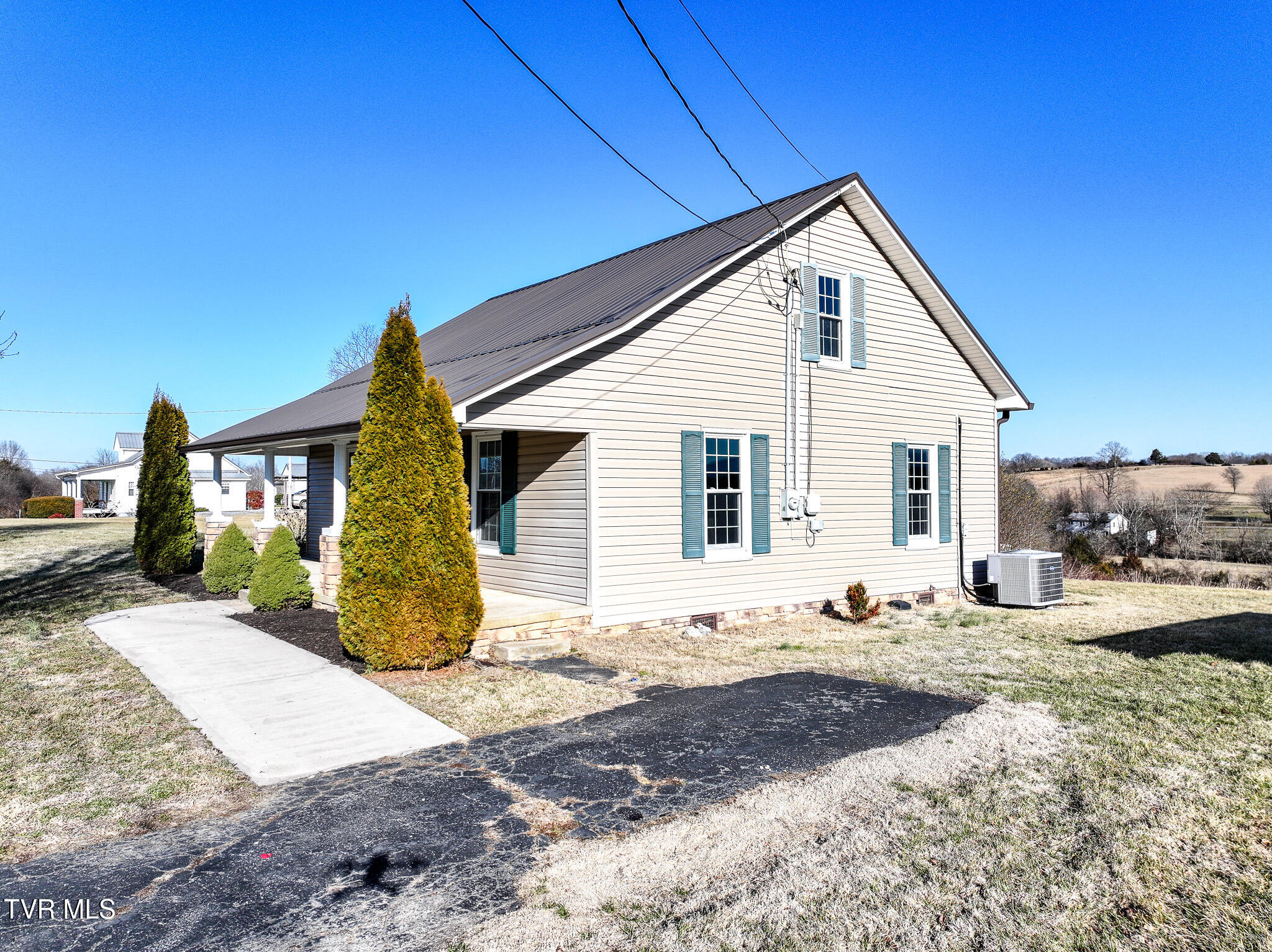 300 Opie Arnold Road Limestone, TN 37681 - Photo 3 of 38 DJI_20260213160840_0756_D