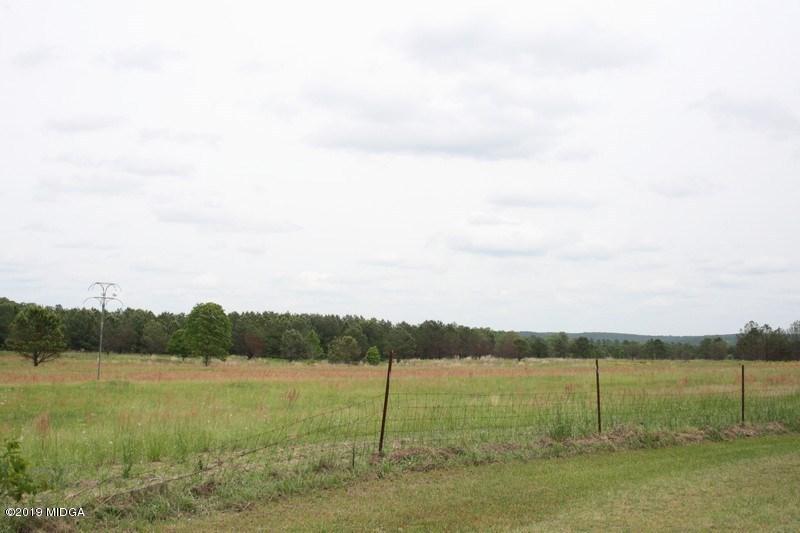 962 Durden Road Sandersville, GA 31082 - Photo 13 of 19 a view of lake with mountain