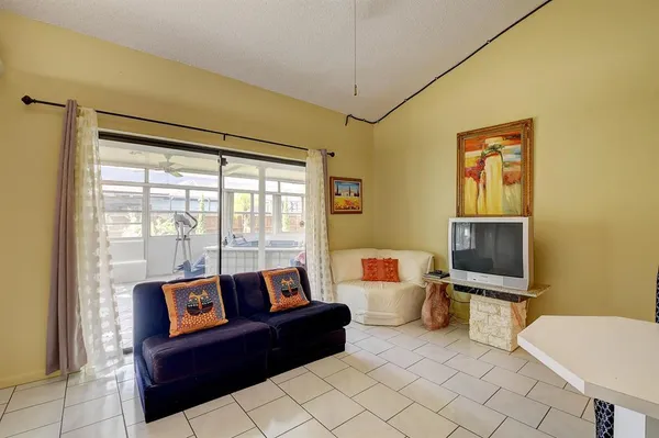 $3,500 | 9565 El Clair Ranch Road, Boynton Beach, FL 33437