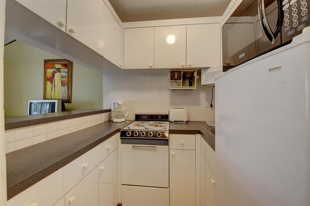 9565 El Clair Ranch Road Boynton Beach, FL 33437 - Photo 18 of 38 GetMedia-15.ashx