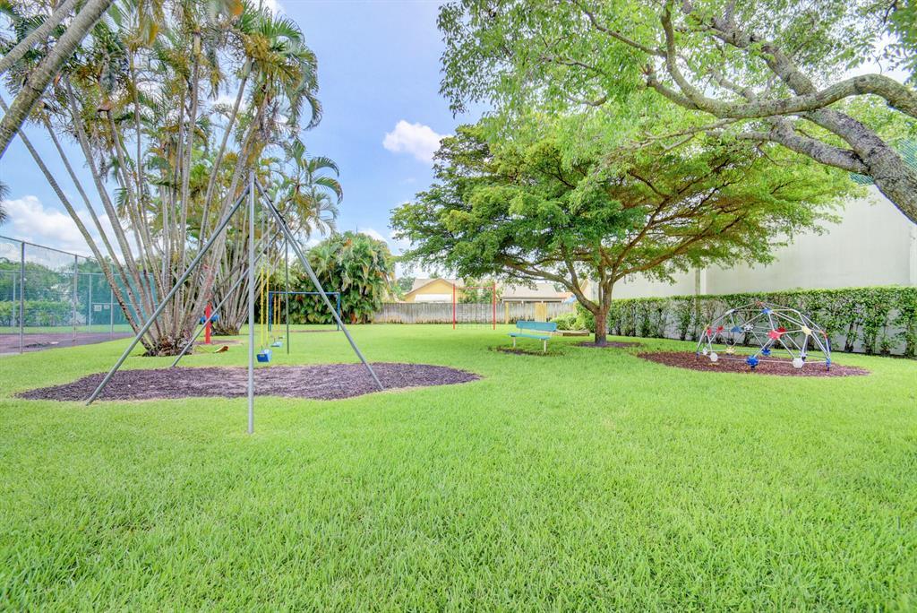 9565 El Clair Ranch Road Boynton Beach, FL 33437 - Photo 32 of 38 GetMedia-29.ashx