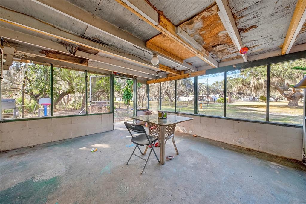 5230 Spirit Lake Road Winter Haven, FL 33880 - Photo 17 of 40