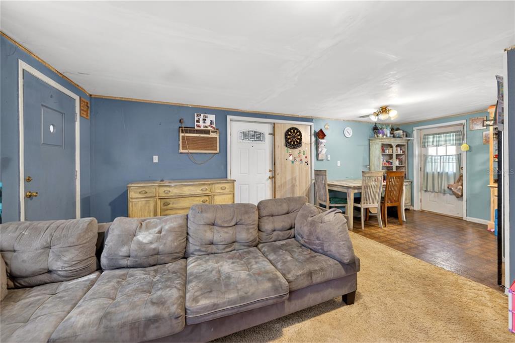 5230 Spirit Lake Road Winter Haven, FL 33880 - Photo 6 of 40