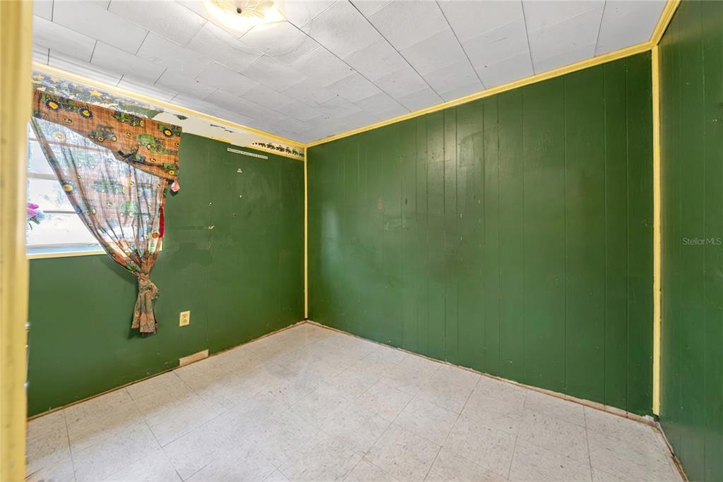 5230 Spirit Lake Road Winter Haven, FL 33880 - Photo 10 of 40