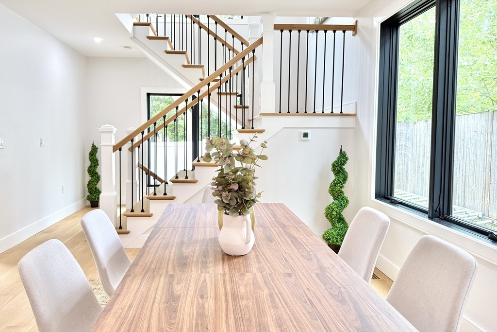 809-811 Heath Street, Unit 811 Brookline, MA 02467 - Photo 8 of 35